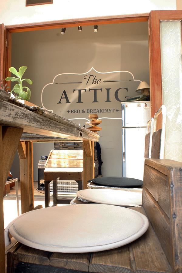 The Attic Bed & Breakfast Бандунг Екстер'єр фото